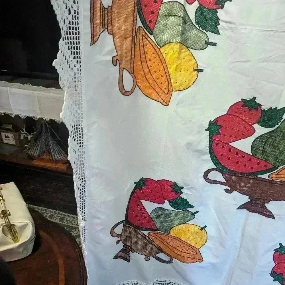 Tablet linens - Picture 3 of 8